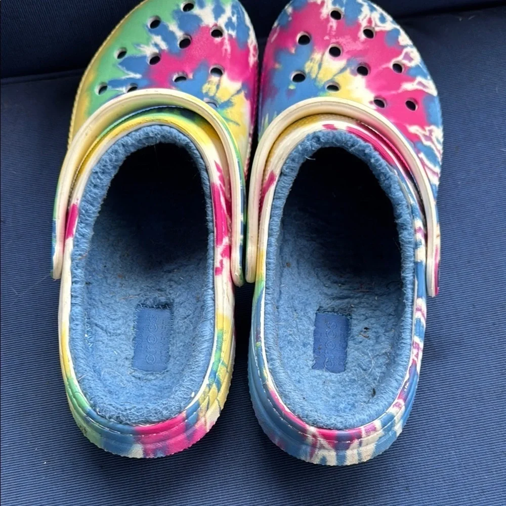 CROCS Red and Blue Slippers Ultimate Comfort